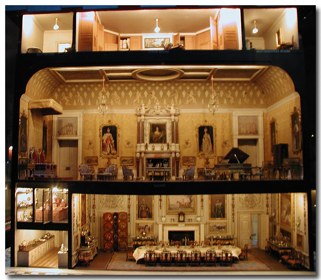 Queen Mary's Dollhouse